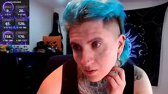 Snapshot of Marieblueeyes chatting on 02/09/25, 03:11 Marieblueeyes online show from 02/09/25, 03:11
