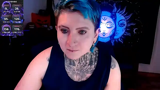 Snapshot of Marieblueeyes chatting on 02/25/25, 06:42 Marieblueeyes online show from 02/25/25, 06:42