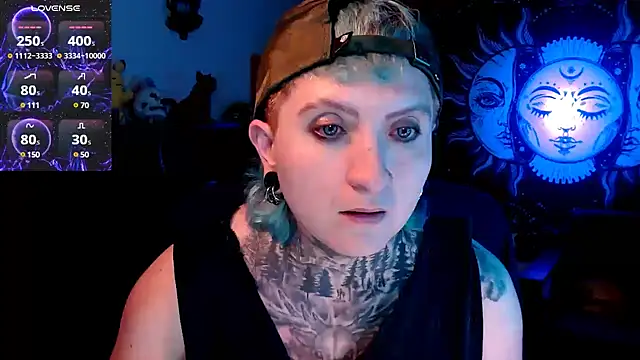 Snapshot of Marieblueeyes chatting on 03/15/25, 08:58 Marieblueeyes online show from 03/15/25, 08:58