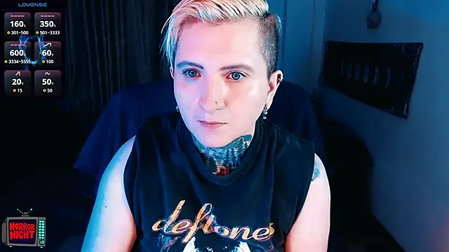 Marieblueeyes online show from 12/18/25, 12:27