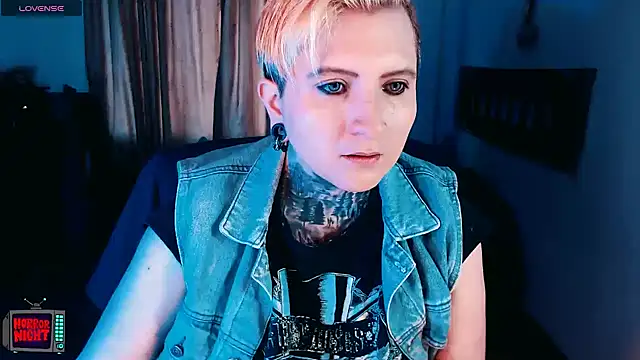 Marieblueeyes online show from 12/20/25, 09:55