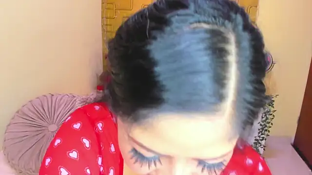 Julia Haye online show from 04/10/26, 04:50