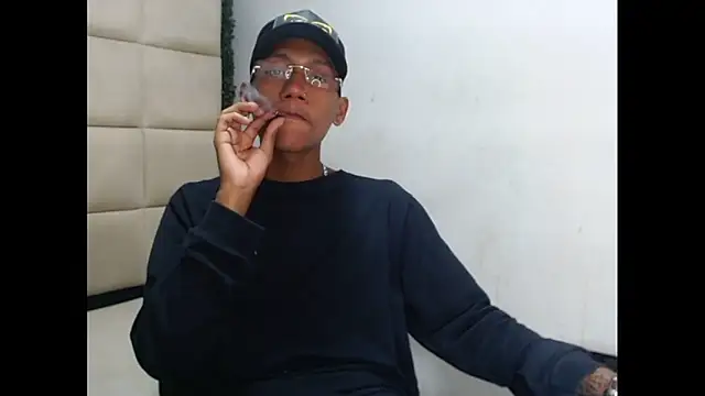 ManSant online show from 02/08/25, 02:38