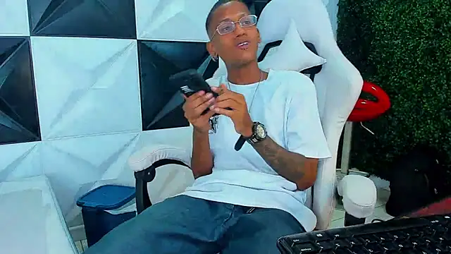 ManSant online show from 11/03/25, 03:35