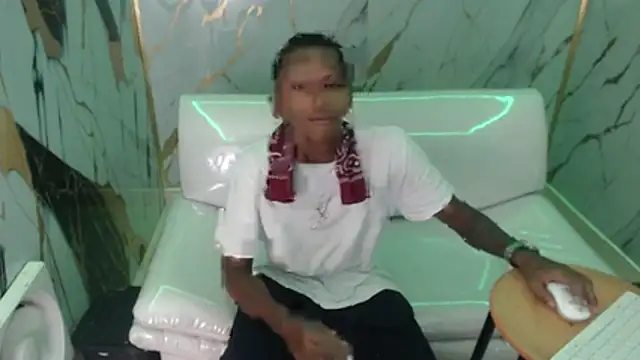 ManSant online show from 11/16/25, 04:34