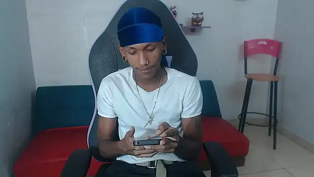 ManSant online show from 12/20/25, 03:41