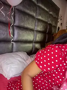 Ashly Miller online show from 02/17/26, 07:20