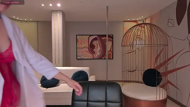 LilaWest online show from 01/25/25, 08:21