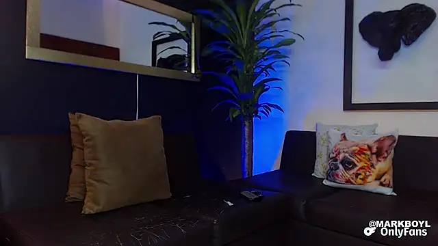 Snapshot of Markboyl chatting on 12/05/24, 01:28 Markboyl online show from 12/05/24, 01:28