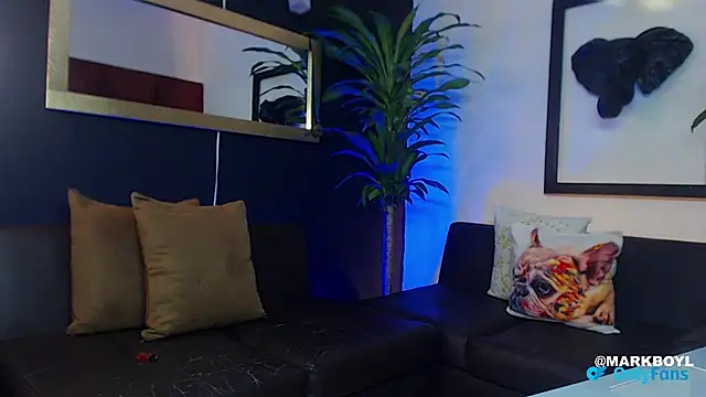 Snapshot of Markboyl chatting on 12/06/24, 02:28 Markboyl online show from 12/06/24, 02:28