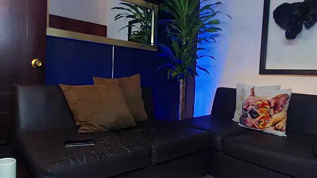 Snapshot of Markboyl chatting on 01/07/25, 10:54 Markboyl online show from 01/07/25, 10:54