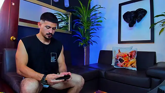 Snapshot of Markboyl chatting on 01/16/25, 03:56 Markboyl online show from 01/16/25, 03:56