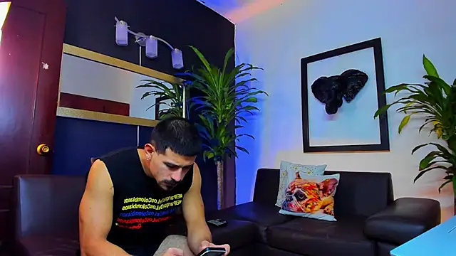 Snapshot of Markboyl chatting on 02/05/25, 11:55 Markboyl online show from 02/05/25, 11:55