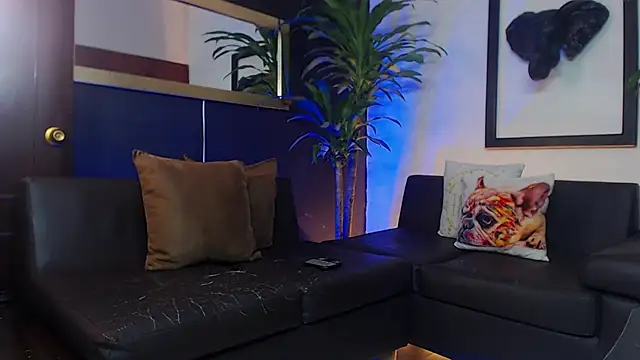 Snapshot of Markboyl chatting on 03/07/25, 11:51 Markboyl online show from 03/07/25, 11:51