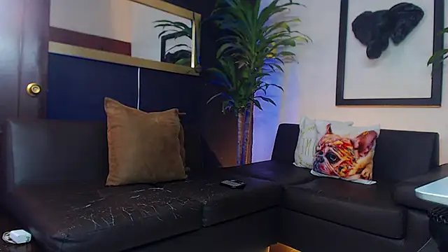 Snapshot of Markboyl chatting on 03/16/25, 06:44 Markboyl online show from 03/16/25, 06:44