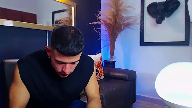 Snapshot of Markboyl chatting on 09/09/25, 02:05 Markboyl online show from 09/09/25, 02:05