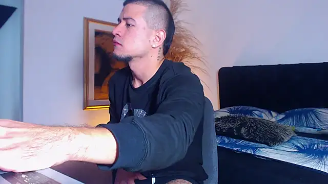 Snapshot of Markboyl chatting on 02/23/26, 01:08 Markboyl online show from 02/23/26, 01:08