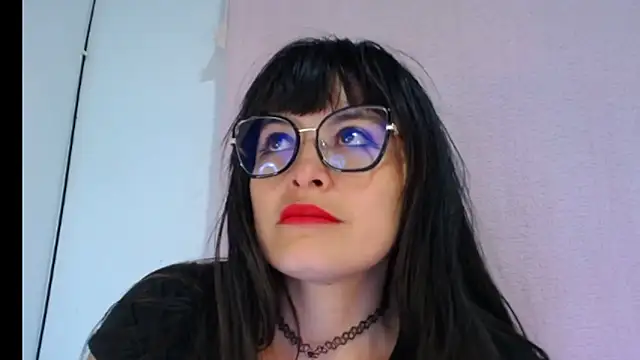 Alexandrasaenz online show from 11/06/25, 11:04