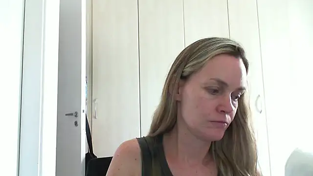 Annylove1 online show from 01/16/25, 02:19