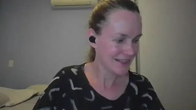 Annylove1 online show from 12/22/25, 12:18