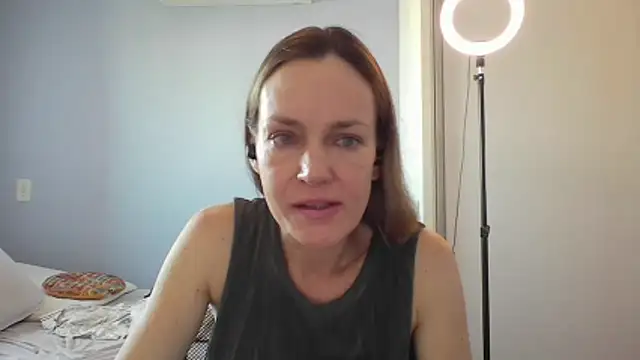 Annylove1 online show from 12/23/25, 10:46