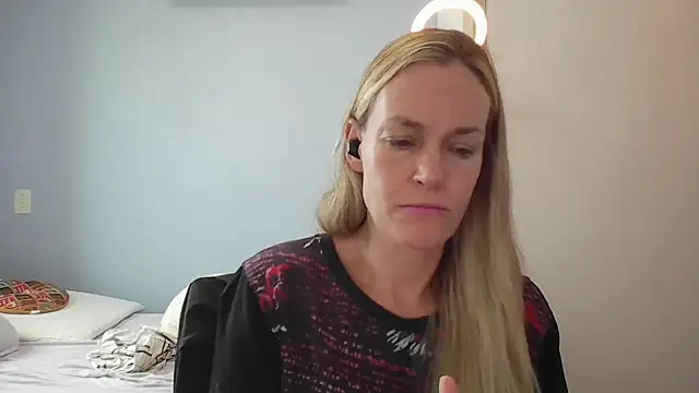 Annylove1 online show from 01/06/26, 10:52