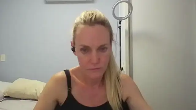 Annylove1 online show from 01/11/26, 12:26