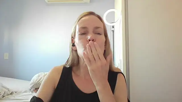 Annylove1 online show from 02/17/26, 10:45