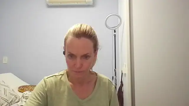 Annylove1 online show from 03/01/26, 12:56