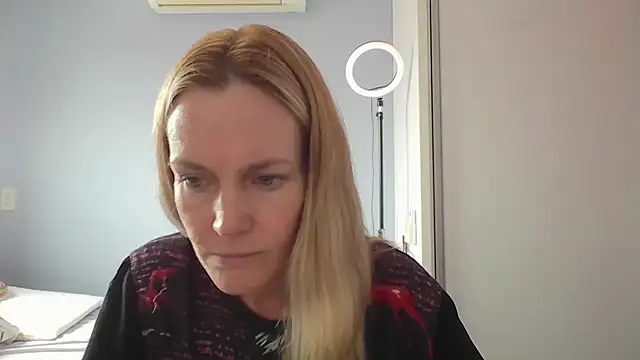 Annylove1 online show from 03/04/26, 04:46