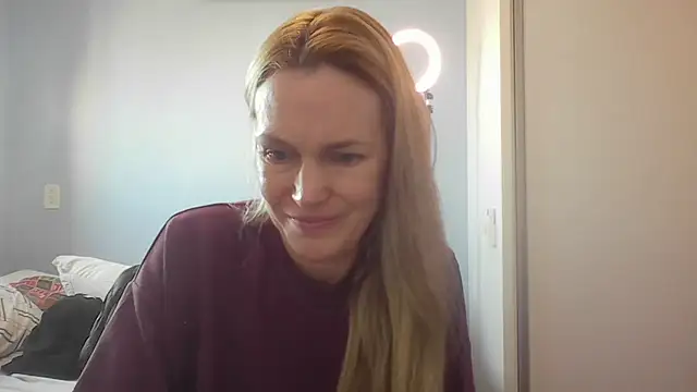 Snapshot of Annylove1 chatting on 06/22/26, 12:02 Annylove1 online show from 06/22/26, 12:02
