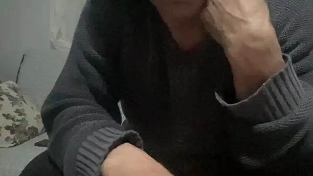 Snapshot of ALPHANDRE chatting on 03/05/25, 06:45 ALPHANDRE online show from 03/05/25, 06:45