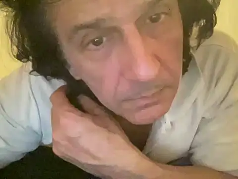 Snapshot of ALPHANDRE chatting on 03/09/25, 05:39 ALPHANDRE online show from 03/09/25, 05:39