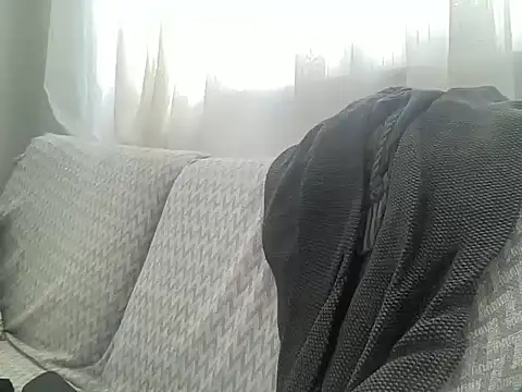 Snapshot of ALPHANDRE chatting on 03/12/25, 02:01 ALPHANDRE online show from 03/12/25, 02:01