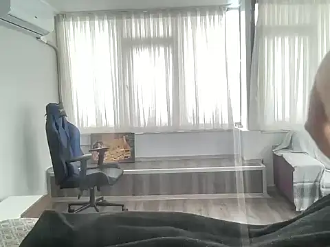 Snapshot of ALPHANDRE chatting on 03/16/25, 12:44 ALPHANDRE online show from 03/16/25, 12:44