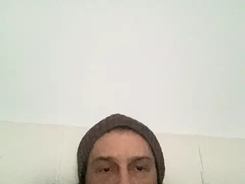 Snapshot of ALPHANDRE chatting on 03/20/25, 04:29 ALPHANDRE online show from 03/20/25, 04:29