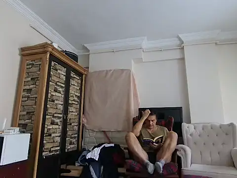 Snapshot of ALPHANDRE chatting on 09/10/25, 05:07 ALPHANDRE online show from 09/10/25, 05:07