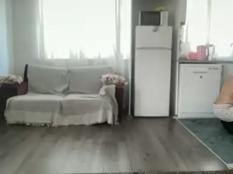 Snapshot of ALPHANDRE chatting on 10/17/25, 08:17 ALPHANDRE online show from 10/17/25, 08:17