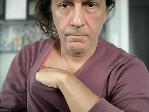 Snapshot of ALPHANDRE chatting on 11/03/25, 06:14 ALPHANDRE online show from 11/03/25, 06:14