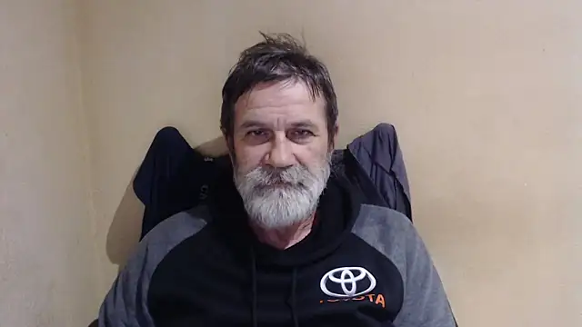 AlexNudo online show from 10/27/25, 10:52