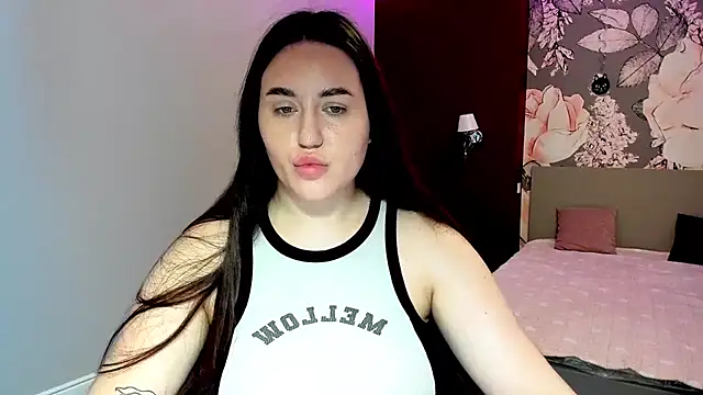 Roxie Bradley online show from 02/21/26, 06:47