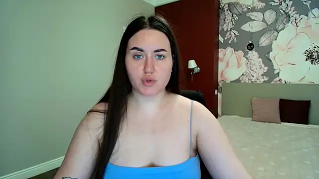 Roxie Bradley online show from 04/09/26, 05:40