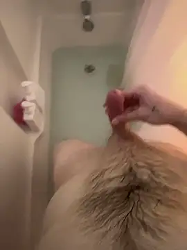 Snapshot of ThatTattooedGuy chatting on 09/20/25, 04:41 ThatTattooedGuy online show from 09/20/25, 04:41