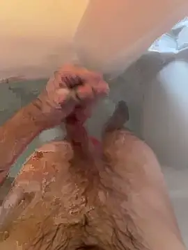 Snapshot of ThatTattooedGuy chatting on 12/20/25, 02:24 ThatTattooedGuy online show from 12/20/25, 02:24