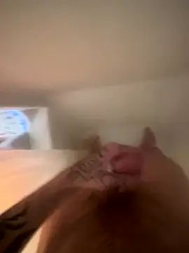 Snapshot of ThatTattooedGuy chatting on 01/06/26, 06:17 ThatTattooedGuy online show from 01/06/26, 06:17