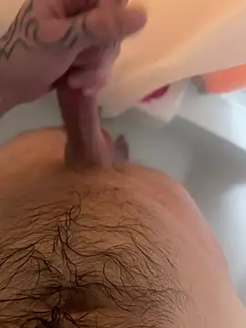 Snapshot of ThatTattooedGuy chatting on 03/01/26, 09:22 ThatTattooedGuy online show from 03/01/26, 09:22