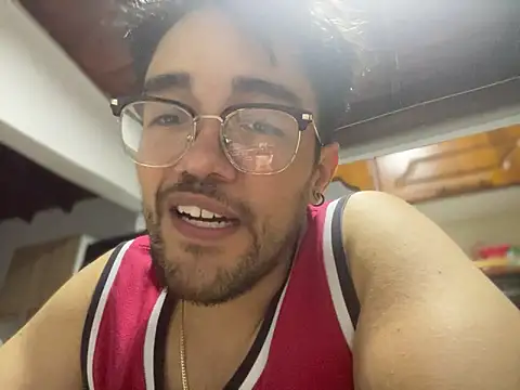 Snapshot of Im_sophiie chatting on 01/25/25, 05:40 Im sophiie online show from 01/25/25, 05:40