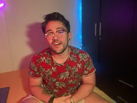 Snapshot of Im_sophiie chatting on 01/26/25, 08:57 Im sophiie online show from 01/26/25, 08:57