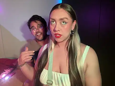 Snapshot of Im_sophiie chatting on 01/27/25, 05:58 Im sophiie online show from 01/27/25, 05:58