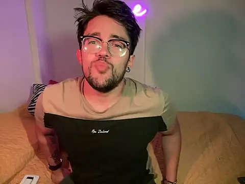 Snapshot of Im_sophiie chatting on 01/27/25, 09:02 Im sophiie online show from 01/27/25, 09:02